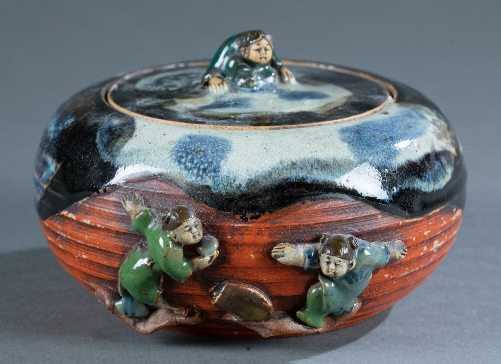 Sumida Gawa comparable auction result: sumida gawa pottery lidded jar