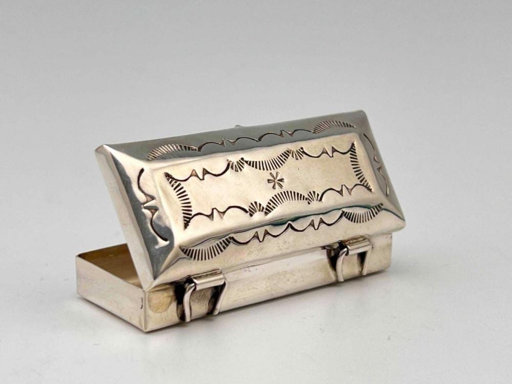 Jeffrey Castillo comparable auction result: navajo stamped sterling box by jeffrey castillo