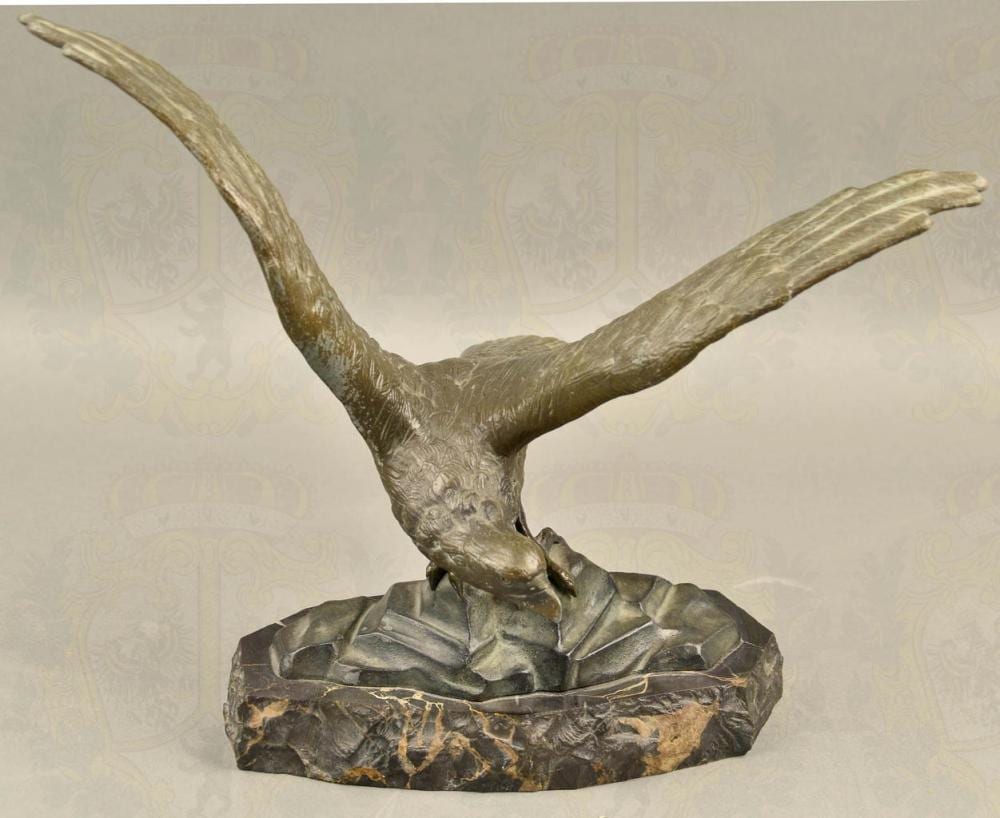P. Marius Jensen comparable auction result: eagle sculpture