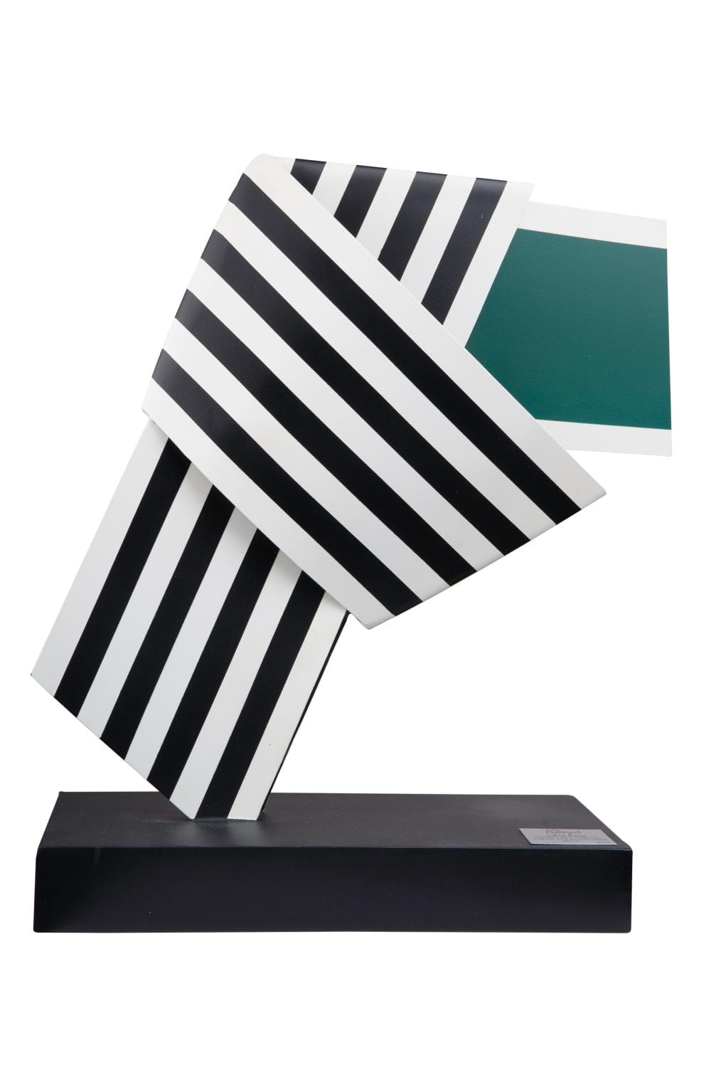 Omar Rayo (1928-2010) Criatura Abisal, 2014 Metal Policromado Medidas: 55 x 39 x 40 x 20 cm Ed. 5/10 comparable sale