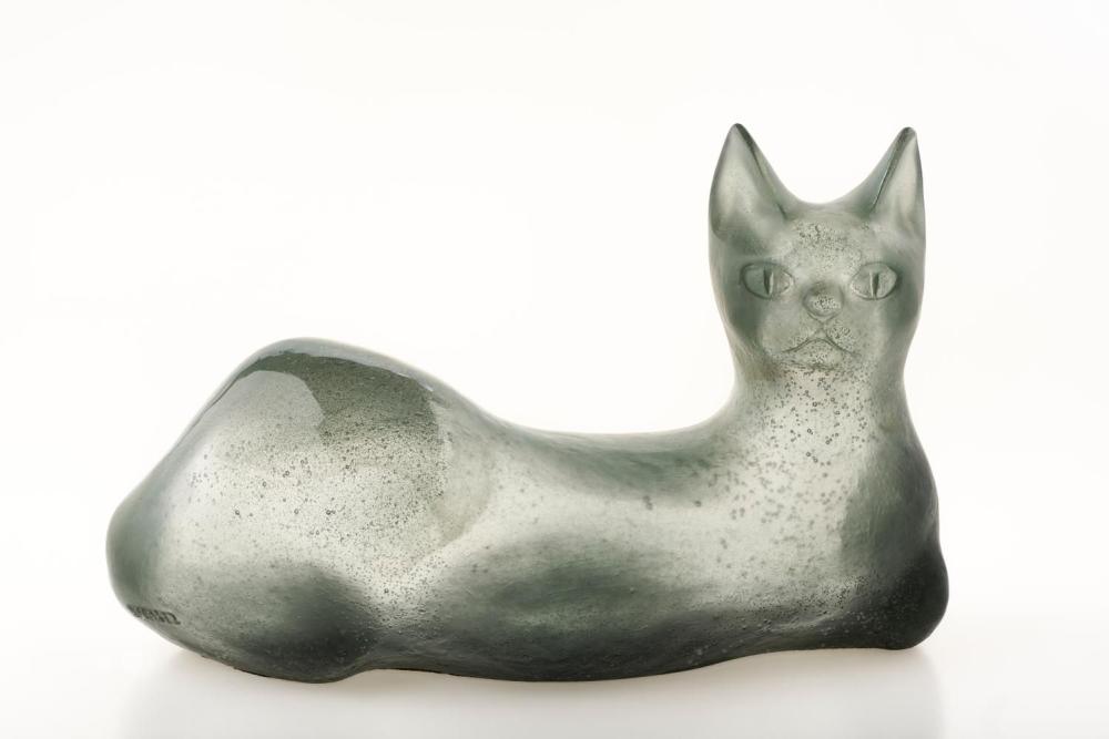 Claude Achille Lhoste comparable auction result: claude l hoste 1929 2009 for daum grey pate de verre seated cat