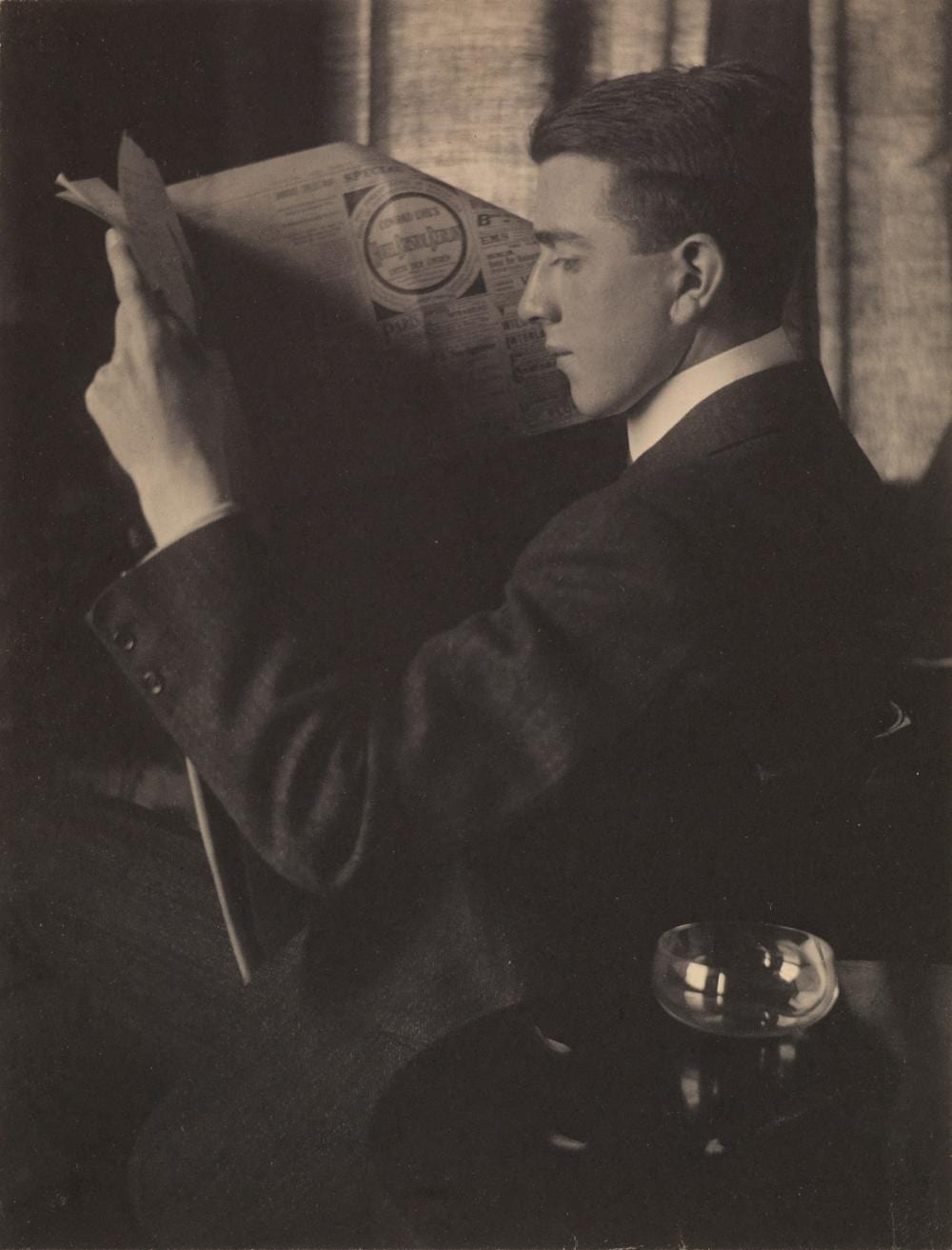 Gertrude Käsebier comparable auction result: gertrude k sebier 1852 1934 man reading a newspaper