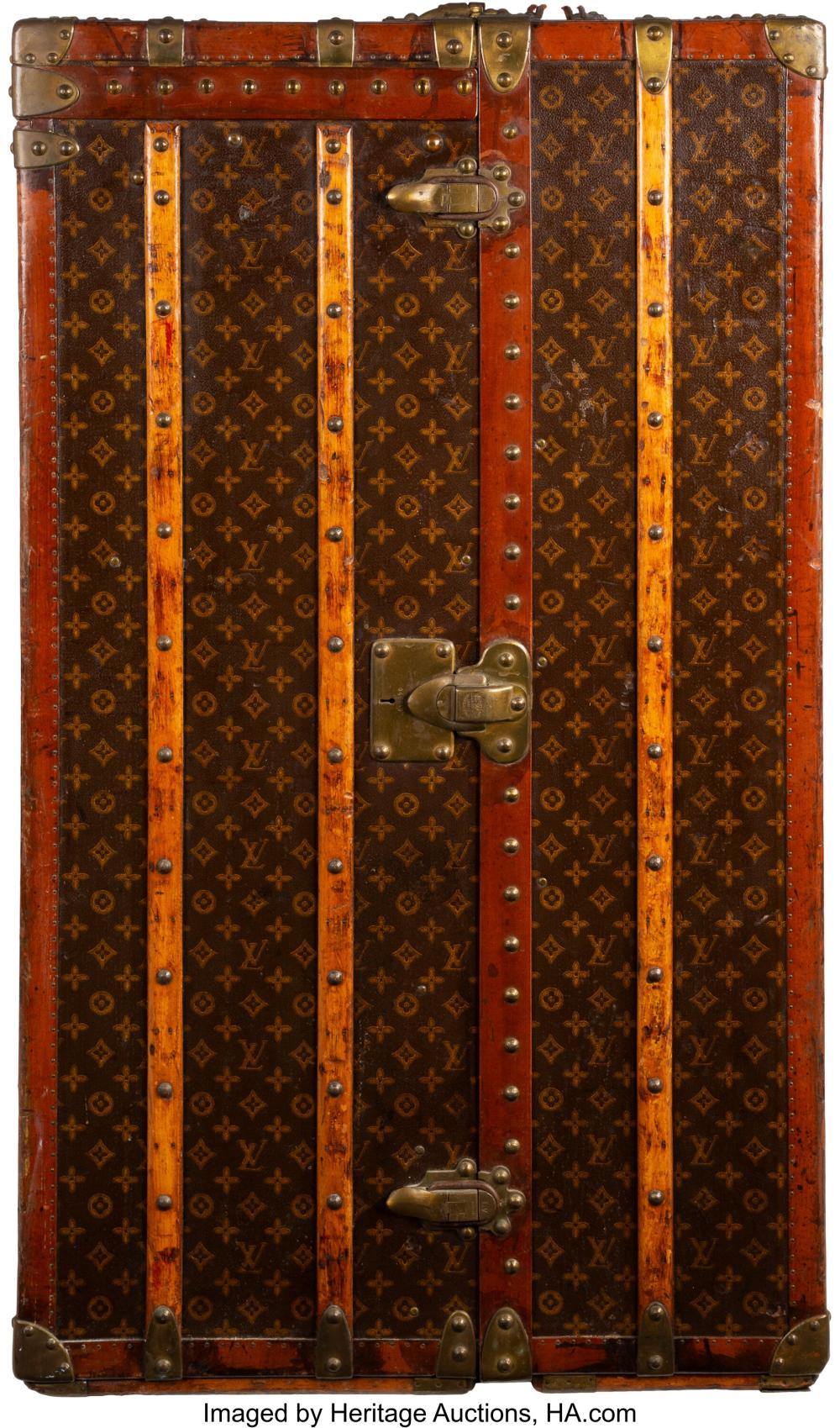 Louis Vuitton wardrobe steamer trunk showing trunk profile