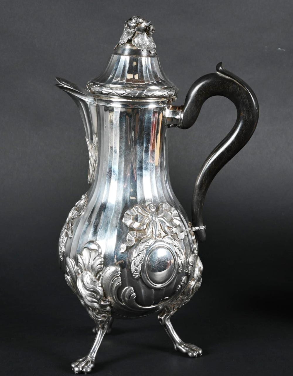 ? (1780) Argent comparable auction result: cafeti re en argent