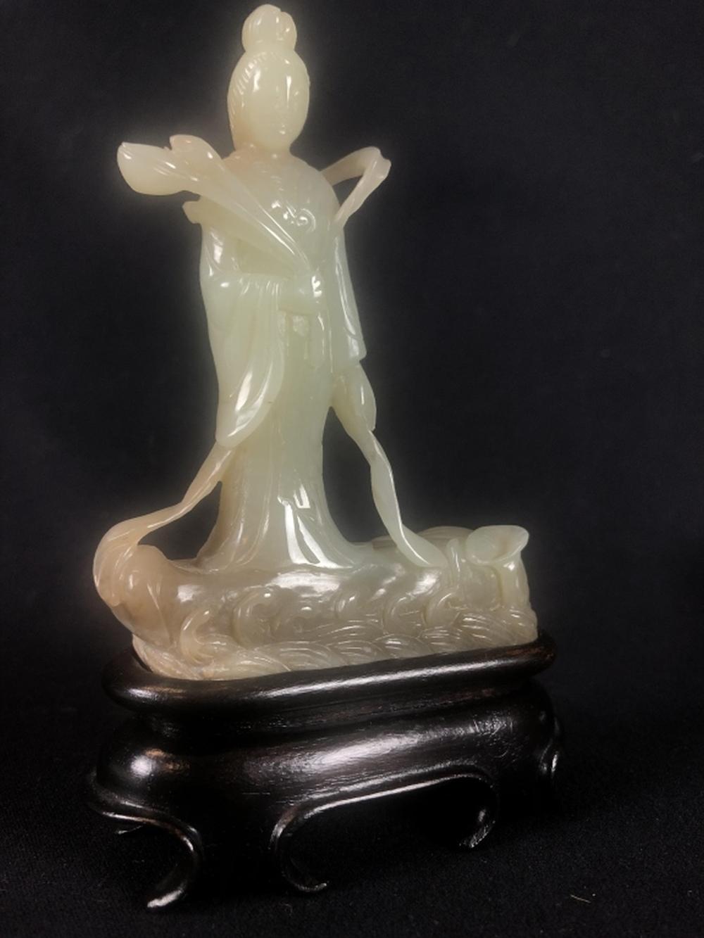 Nephrite Jade Guan Yin Asian Figurine sold by Terri Peters & Associates, lot 78 — auction record photograph