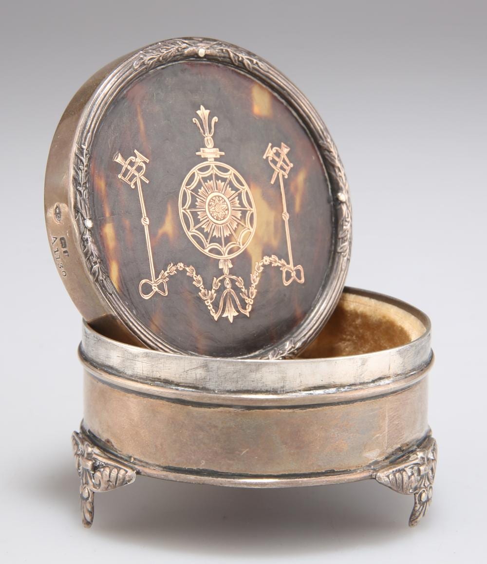 Elling William Gollings comparable auction result: an edward vii silver and tortoiseshell dressing table trinket box by willi