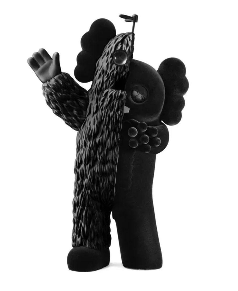 KAWS - KACHAMUKKU (Black), 2021 sold by TGP Auction, lot 92 — auction record photograph