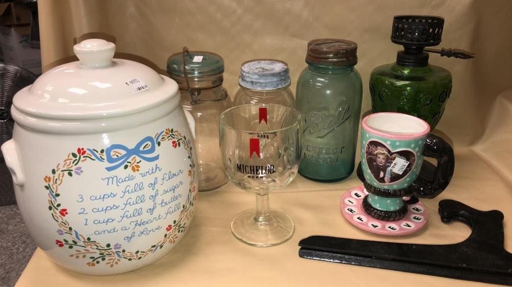 Vintage Ball Mason Jars, Cookie Jar sold by R & R Auction INC, lot 2219 — auction record photograph