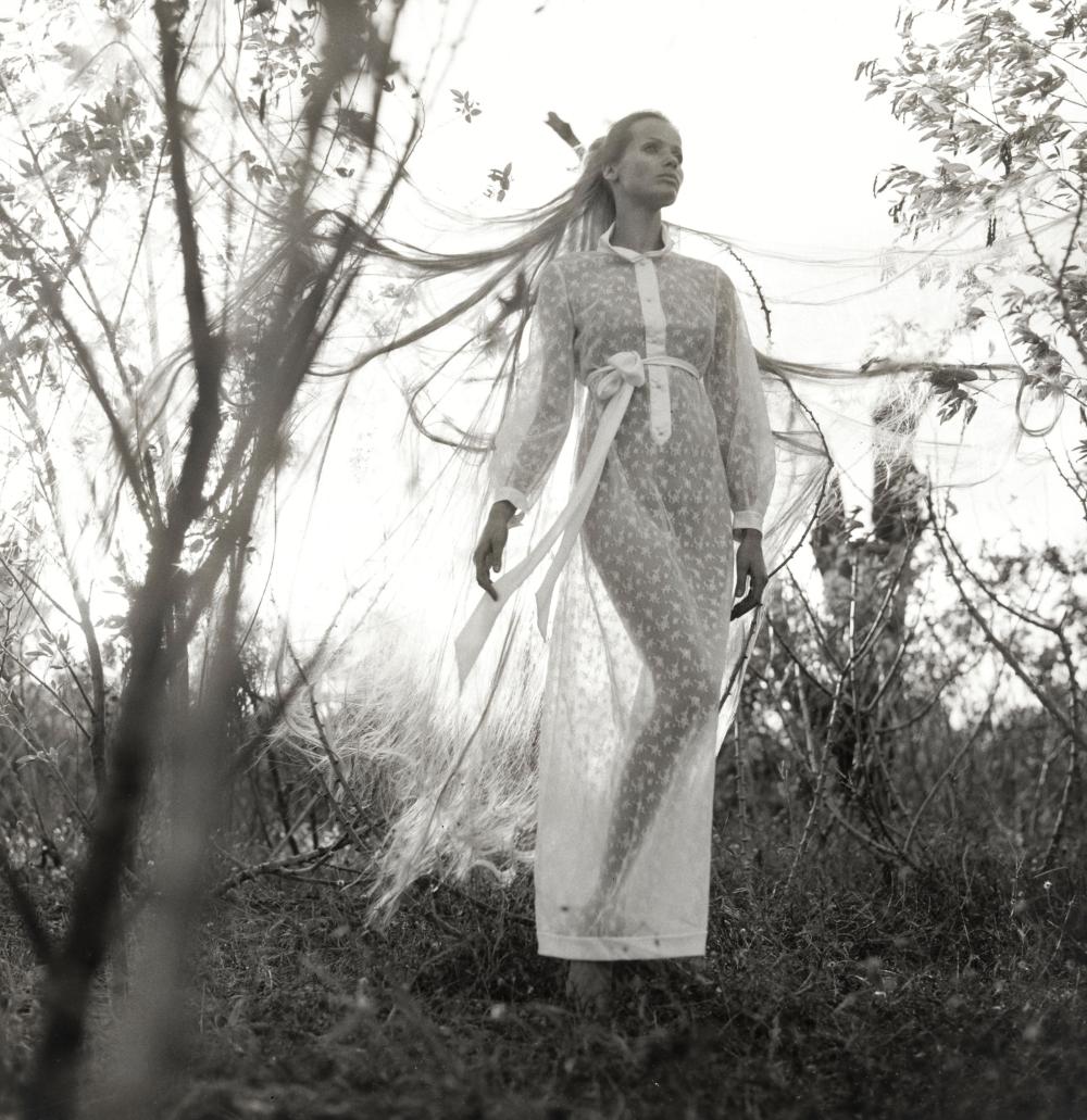 franco rubartelli born 1937 veruschka for french vogue · Bonhams · 2022-08-23 Franco Rubartelli comparable auction result: franco rubartelli born 1937 veruschka for french vogue