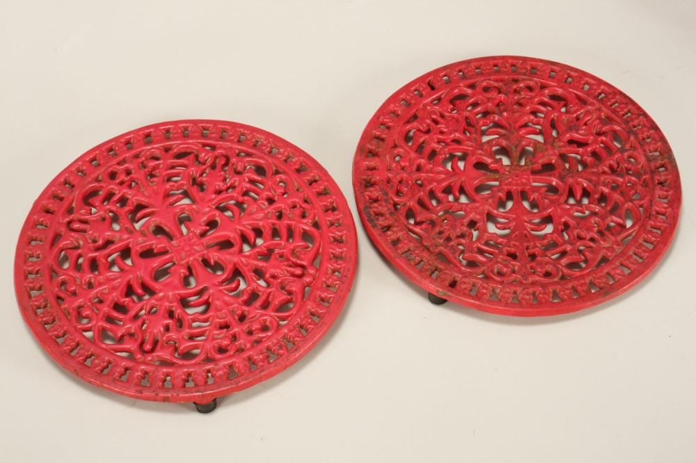 Pair of Cast Iron Trivets, sold by Aalders Auctions, lot 2580 — auction record photograph