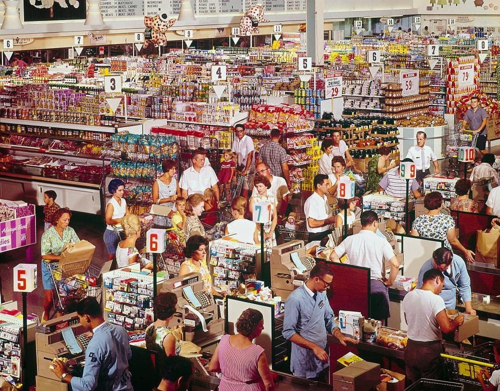 John Dominis comparable auction result: john dominis 1921 2013 vue des rayons abondants et clients sur super giant supermarket