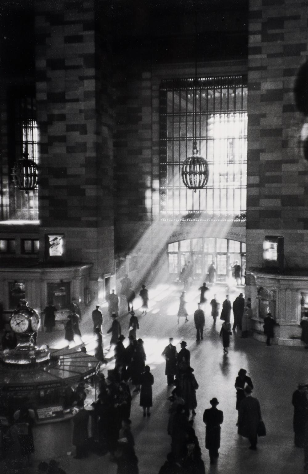 george daniell photograph grand central station circa 1938 · Concept Art Gallery · 2022-10-01 George Daniell comparable auction result: george daniell photograph grand central station circa 1938