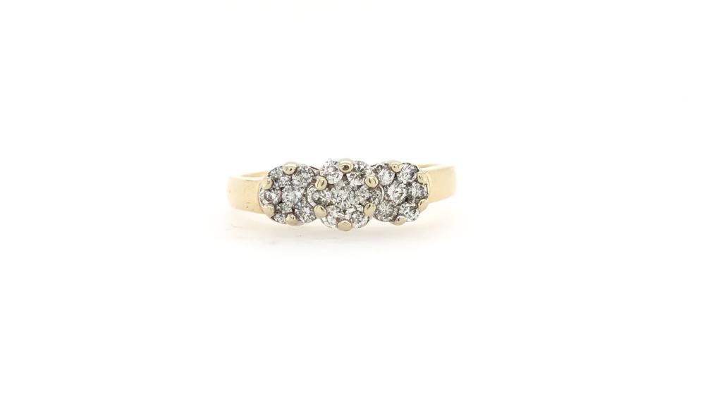 14K YELLOW GOLD .70CTW DIAMOND ENGAGEMENT RING sold by Bradford's, lot 2501 — auction record photograph