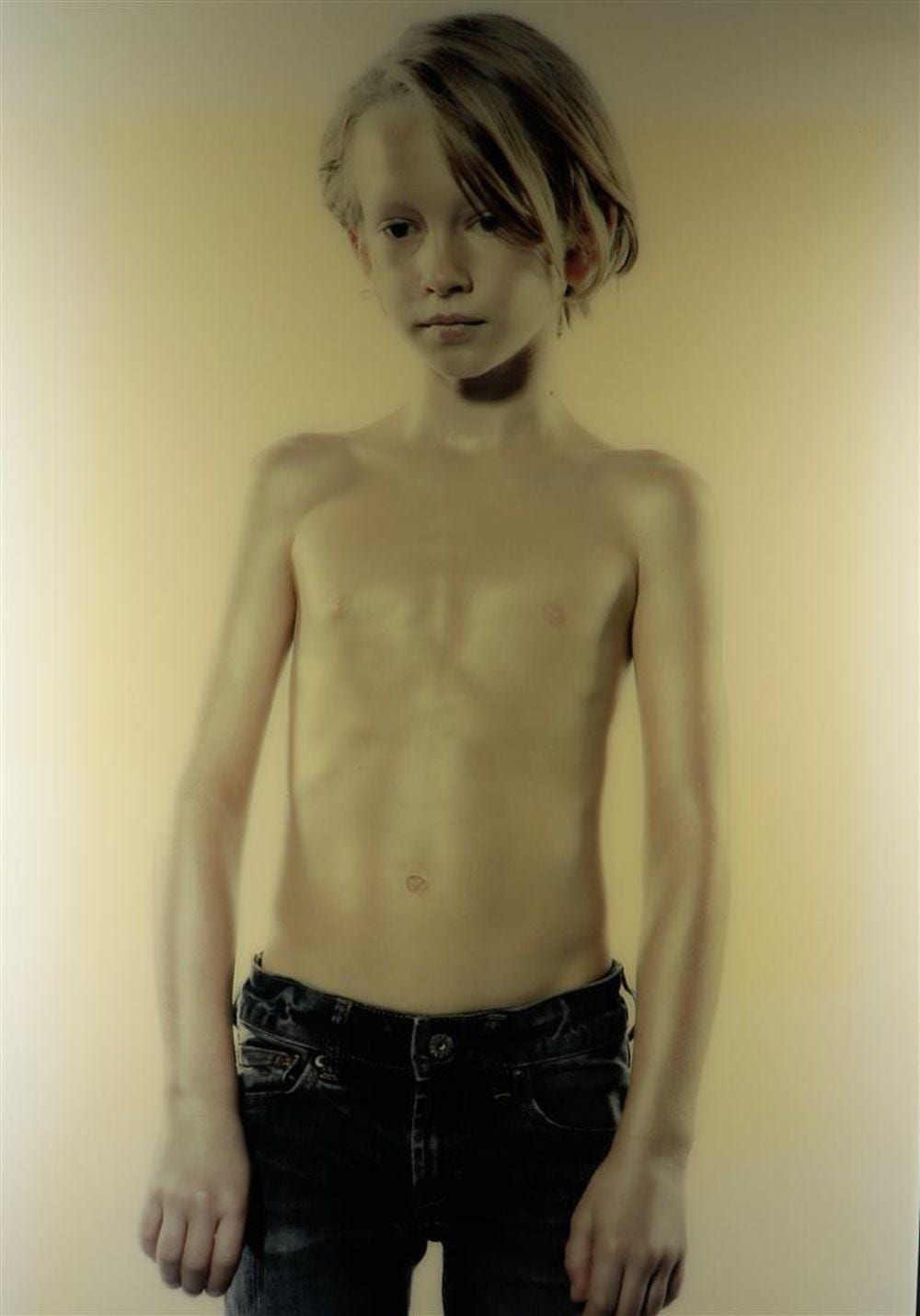 Ruud van der Peijl comparable auction result: ruud van der peijl the hague 1960 2021 amsterdam david alu dibond minor damage