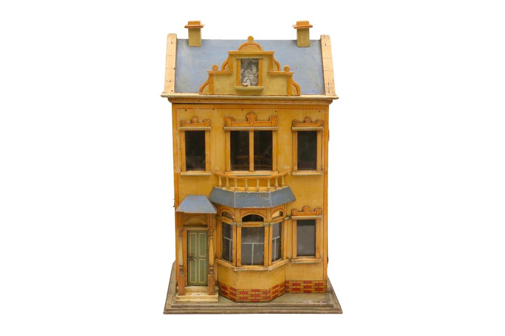 A LATE 19TH CENTURY DOLLS HOUSE sold by Chiswick Auctions, lot 886 — auction record photograph