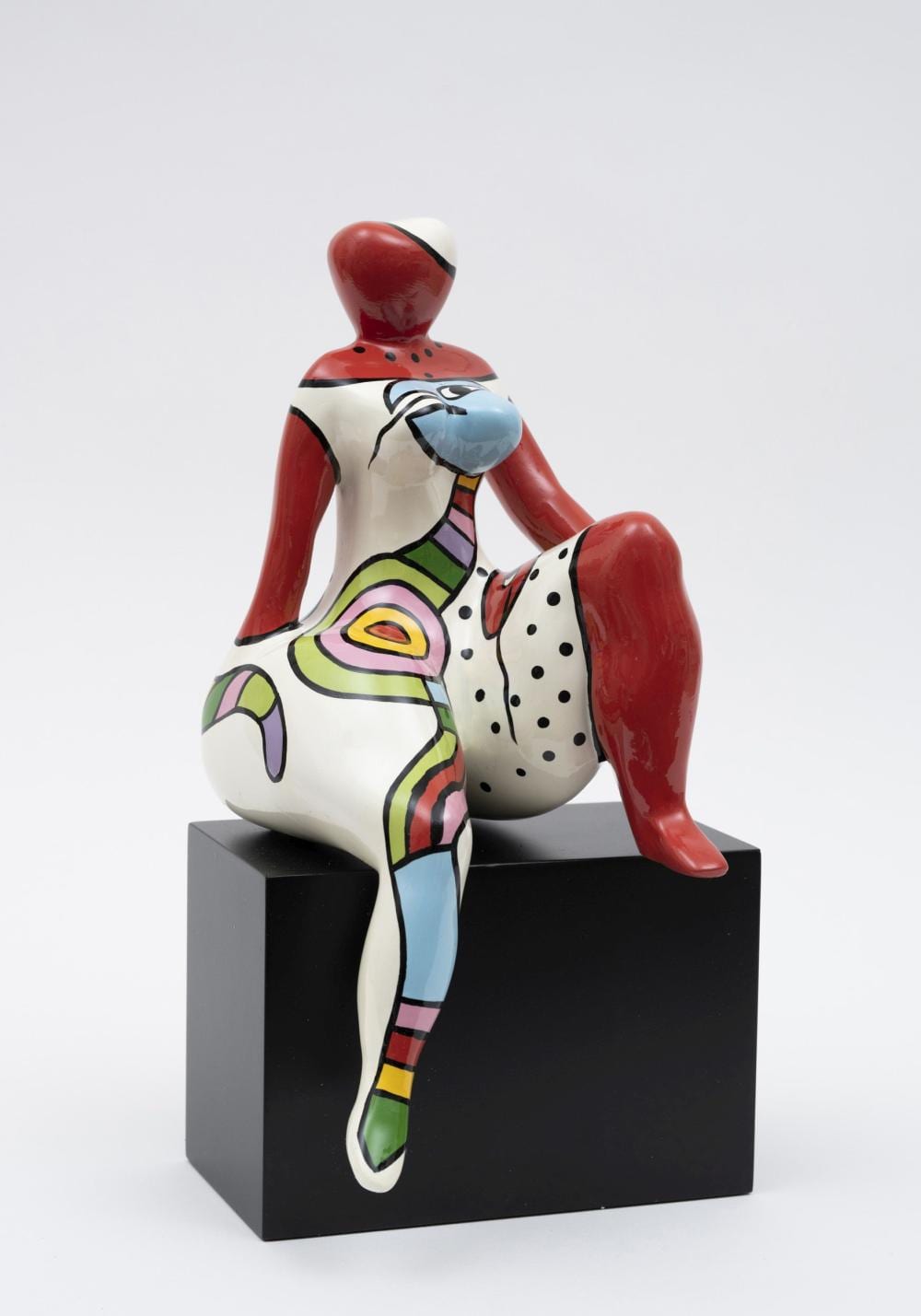 DEESSE comparable auction result: deesse d esse diva douce caresse sculpture en