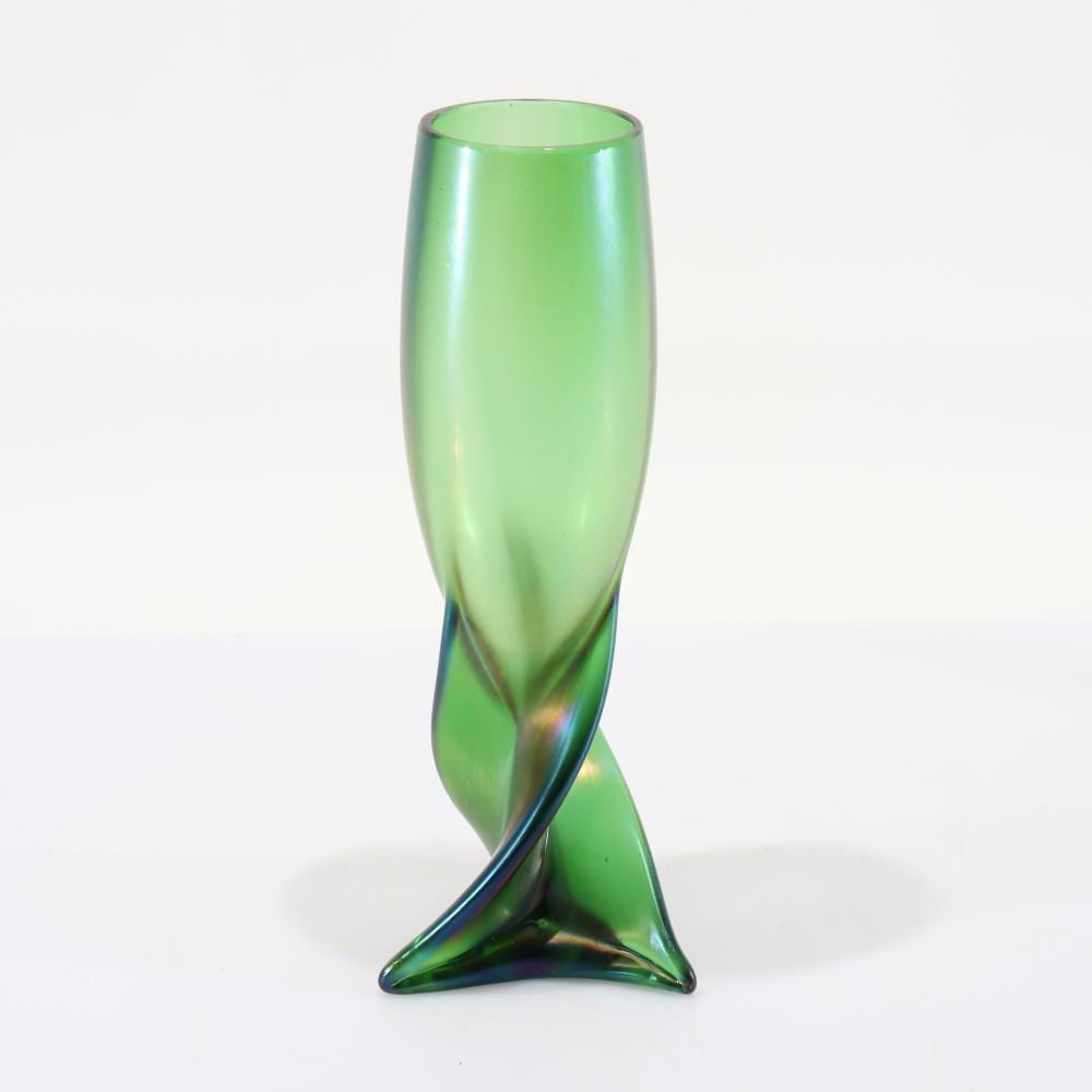 Marie Louise Kirschner comparable auction result: marie kirschner iridescent green vase