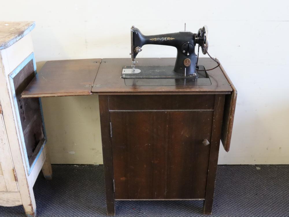 SINGER TREADLE SEWING MACHINE sold by Albion Antique Auction Centre, lot 993 — auction record photograph