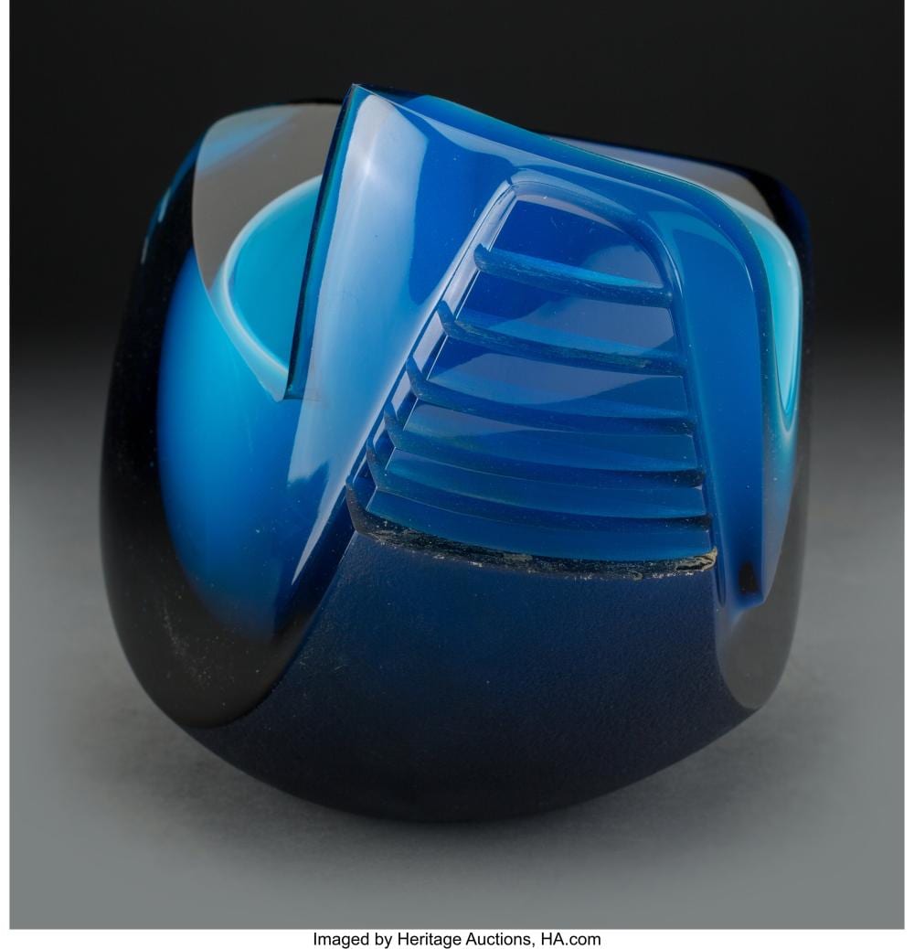 Kreg Kallenberger comparable auction result: kreg kallenberger american b 1950 sculpture 1982 glass 4 3 4 x 5 1 2 x 5 in