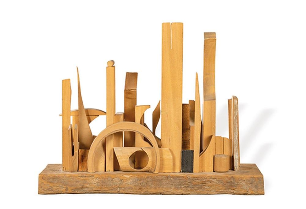 Alfredo Alcain Partearroyo comparable auction result: alfredo alcain small sculpture iv the city
