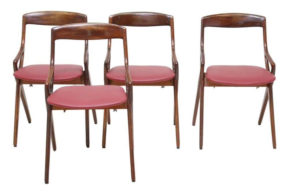 Arne Hovmand-Olsen comparable auction result: 4 arne hovmand olsen 1919 1989 dining chairs