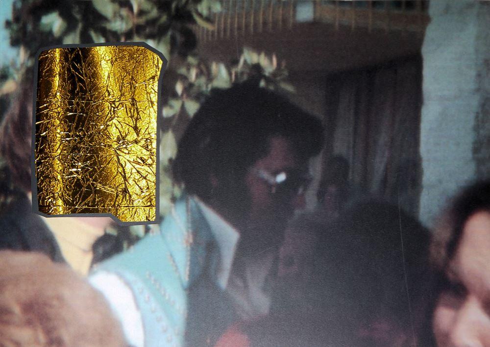 Johannes Wohnseifer comparable auction result: johannes wohnseifer elvis presley voyager ii 2021 digitaler offsetdruck mit goldfolie kaschiert unikat signiert