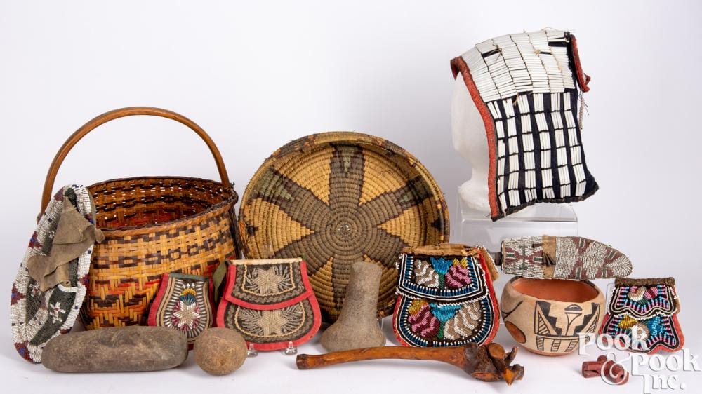 Native American Indian artifacts sold by Pook & Pook Inc., lot 326 — auction record photograph