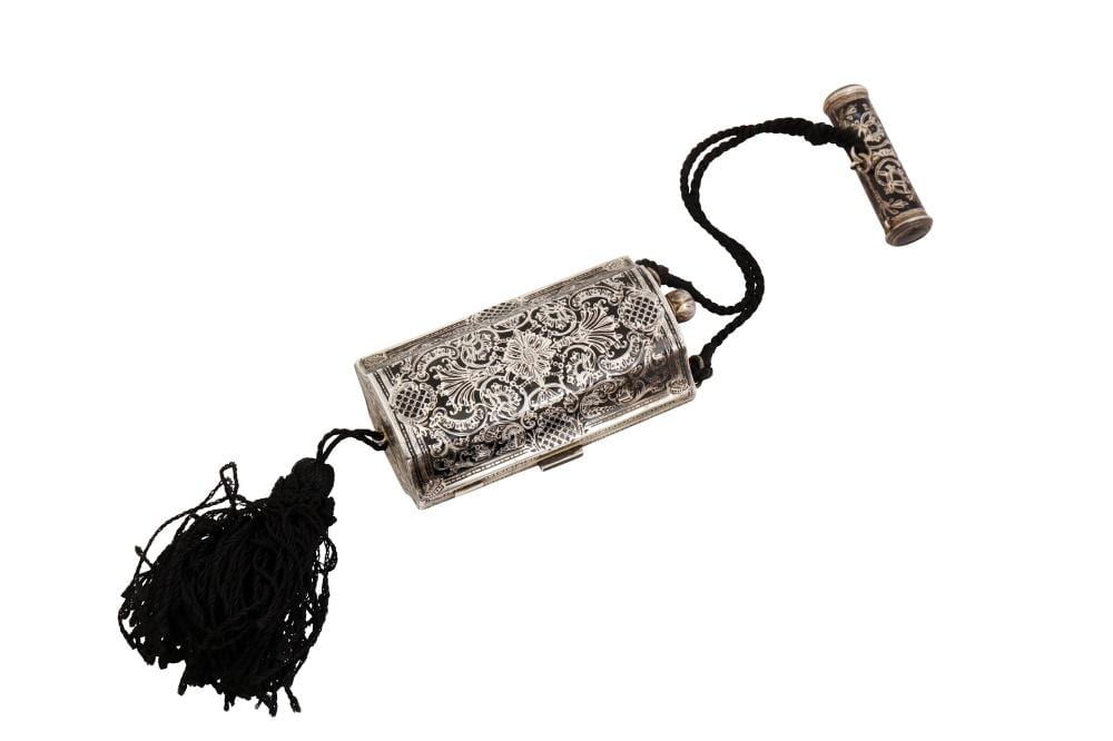 Lazar' Markovic Chidekel' comparable auction result: an early 20th century austrian 935 standard silver and ladies companion vienna post 1922 by la