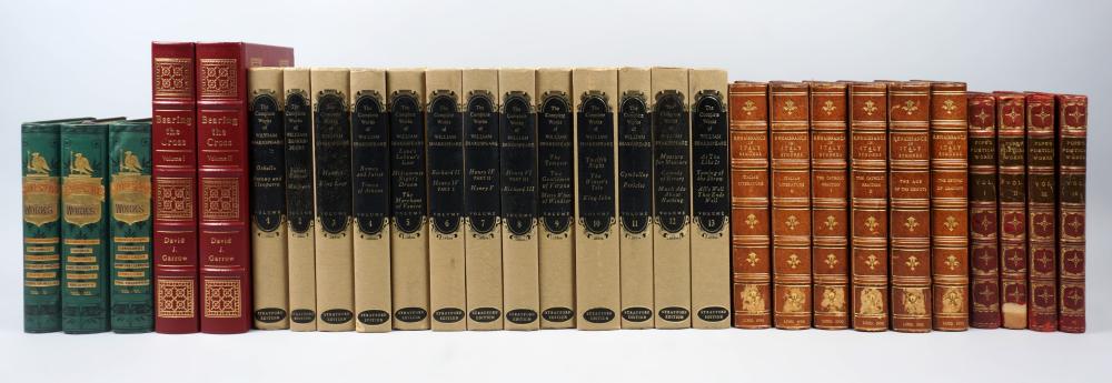 GROUP OF WILLIAM SHAKESPEARE AND OTHER ENGLISH LITERATURE BOOKS sold by Potomack Company, lot 3327 — auction record photograph