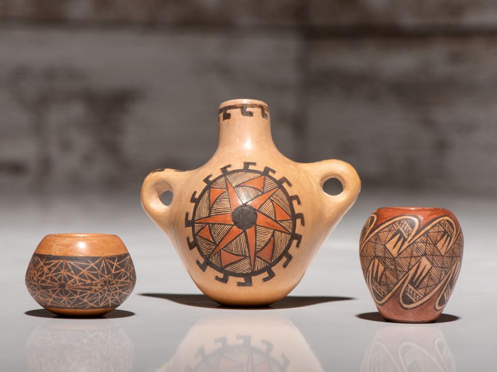 Dextra Nampeyo comparable auction result: dextra nampeyo hopi 1928 2019 miniature pottery