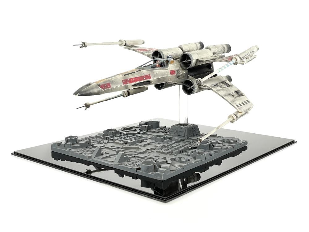 George Lucas comparable auction result: wow icons replicas studio scale pyro x wing replica owned by george lucas