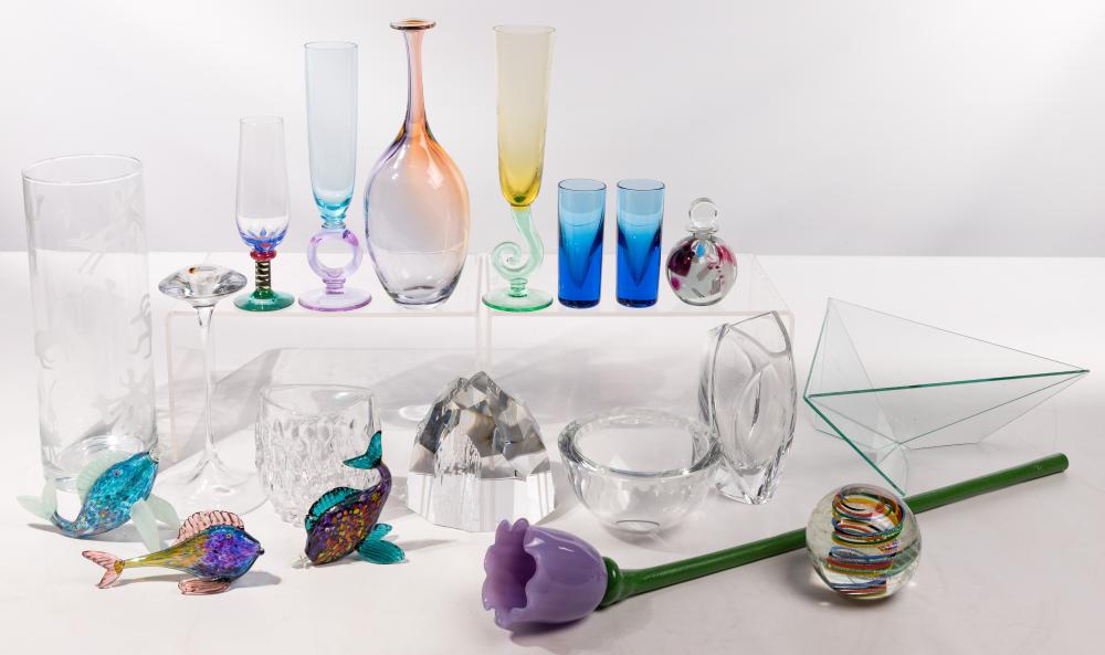 Signed Art Glass Assortment sold by Leonard Auction, lot 242 — auction record photograph