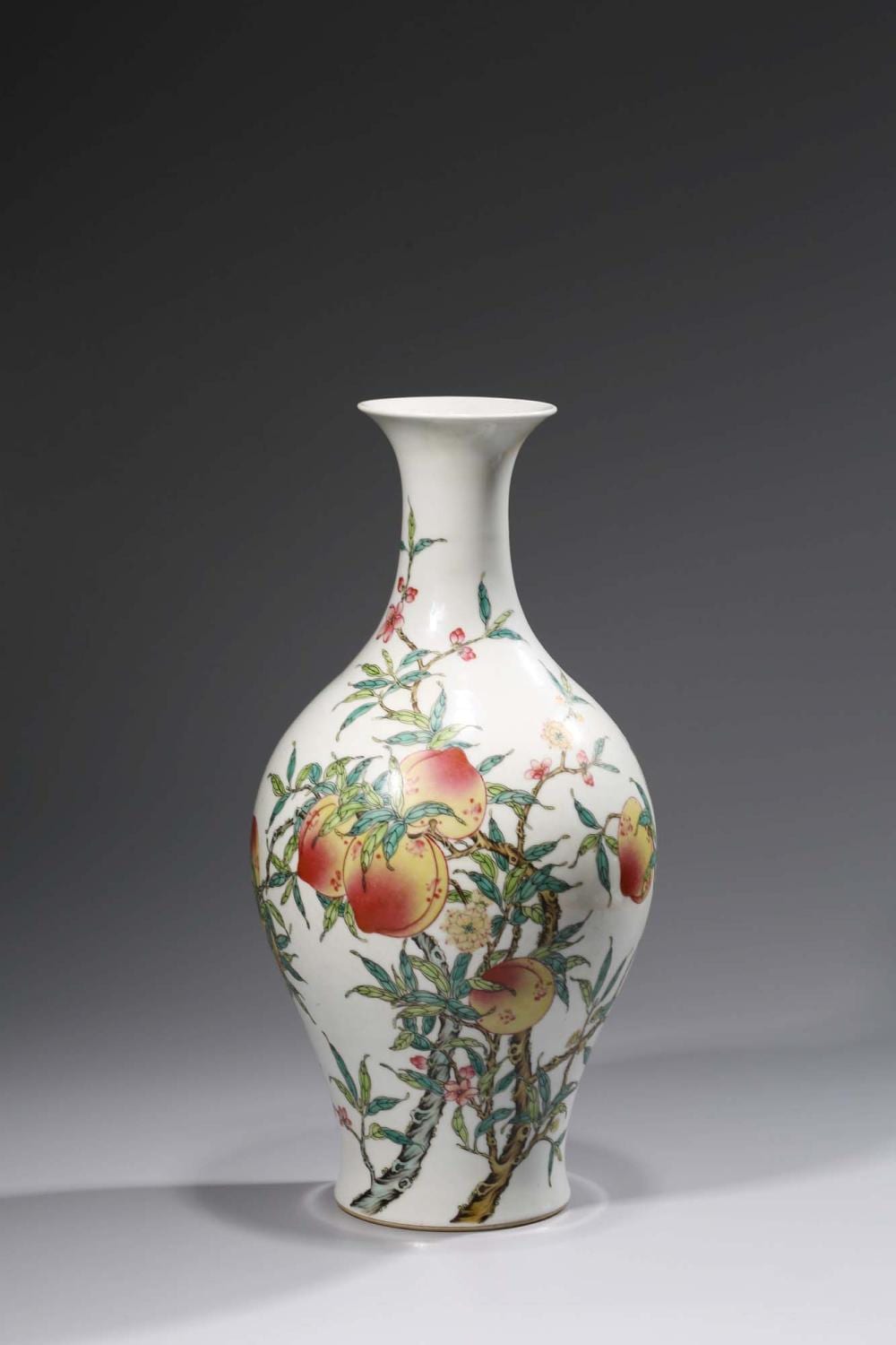 A FAMILLE-ROSE 'PEACH' VASE.MARK OF YONGZHENG sold by Wichita Auctioneers, lot 27 — auction record photograph