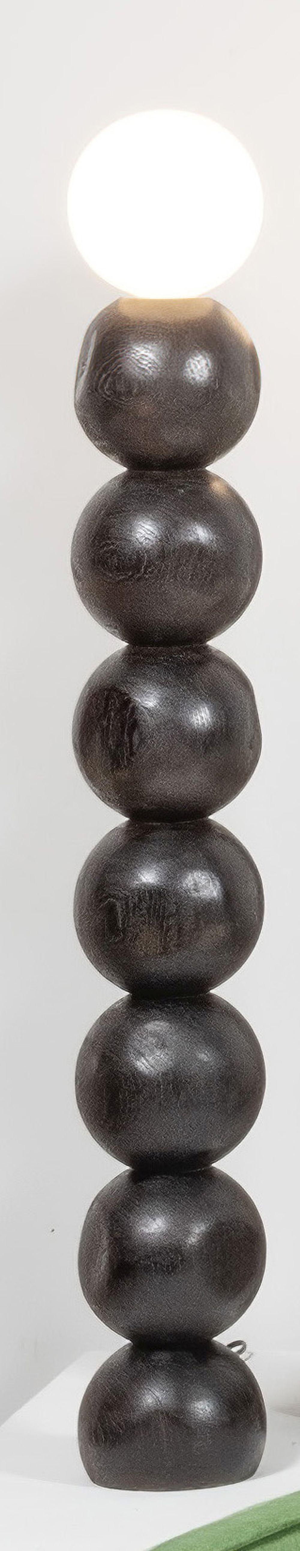 Artur José Loureiro comparable auction result: ar laura greindl atelier 365 lampe structure en weng massif et globe
