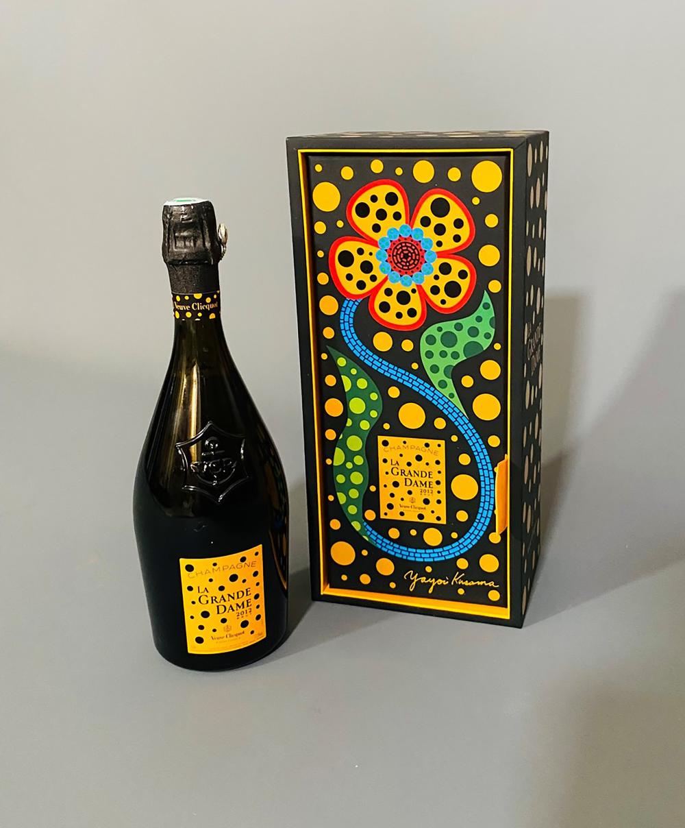 Yayoi KUSAMA (Né en 1929) & VEUVE CLICQUOT (LVMH). sold by Louiza Auktion & Associés, lot 21 — auction record photograph