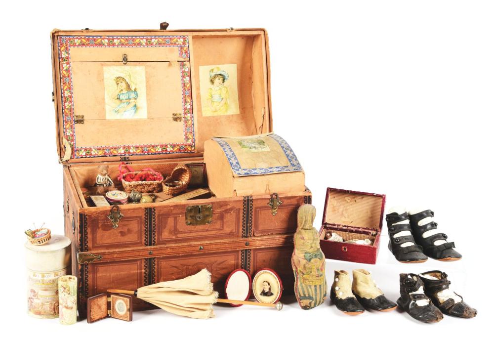 ANTIQUE DOMED WOODEN DOLL TRUNK W/ LITHOGRAPHED DESIGN FINISH. sold by Morphy Auctions, lot 2077 — auction record photograph