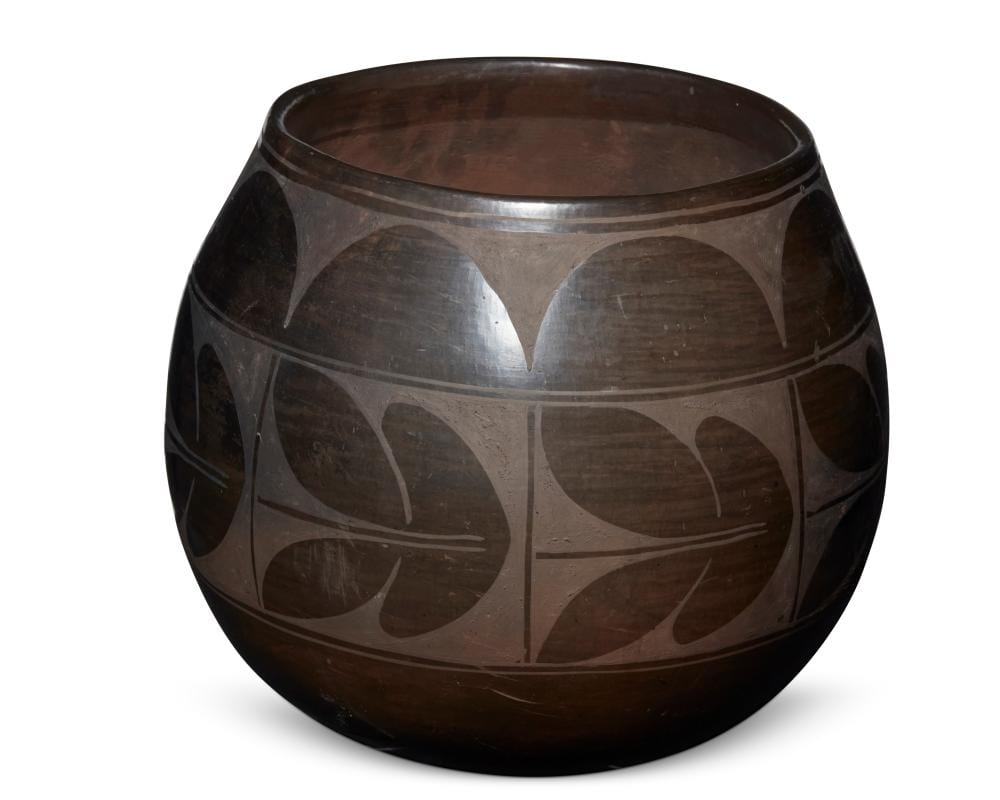 Rafaelita Aguilar comparable auction result: rafaelita aguilar b 1937 kewa santo domingo pueblo