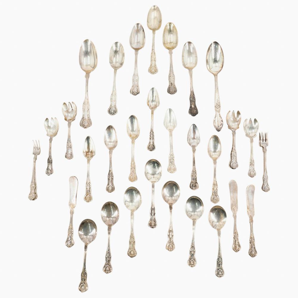 Auction comp thumbnail for (35 Pc) Antique Wallace Sterling "Queens'" Silverware Set (Akiba Galleries, Lot 119)