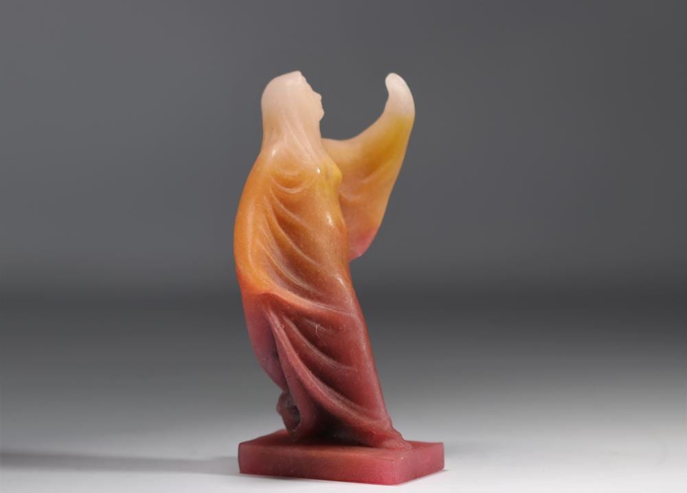 Georges Despret comparable auction result: georges despret 1862 1952 tanagra sculpture in pate de verre of a woman with a veil
