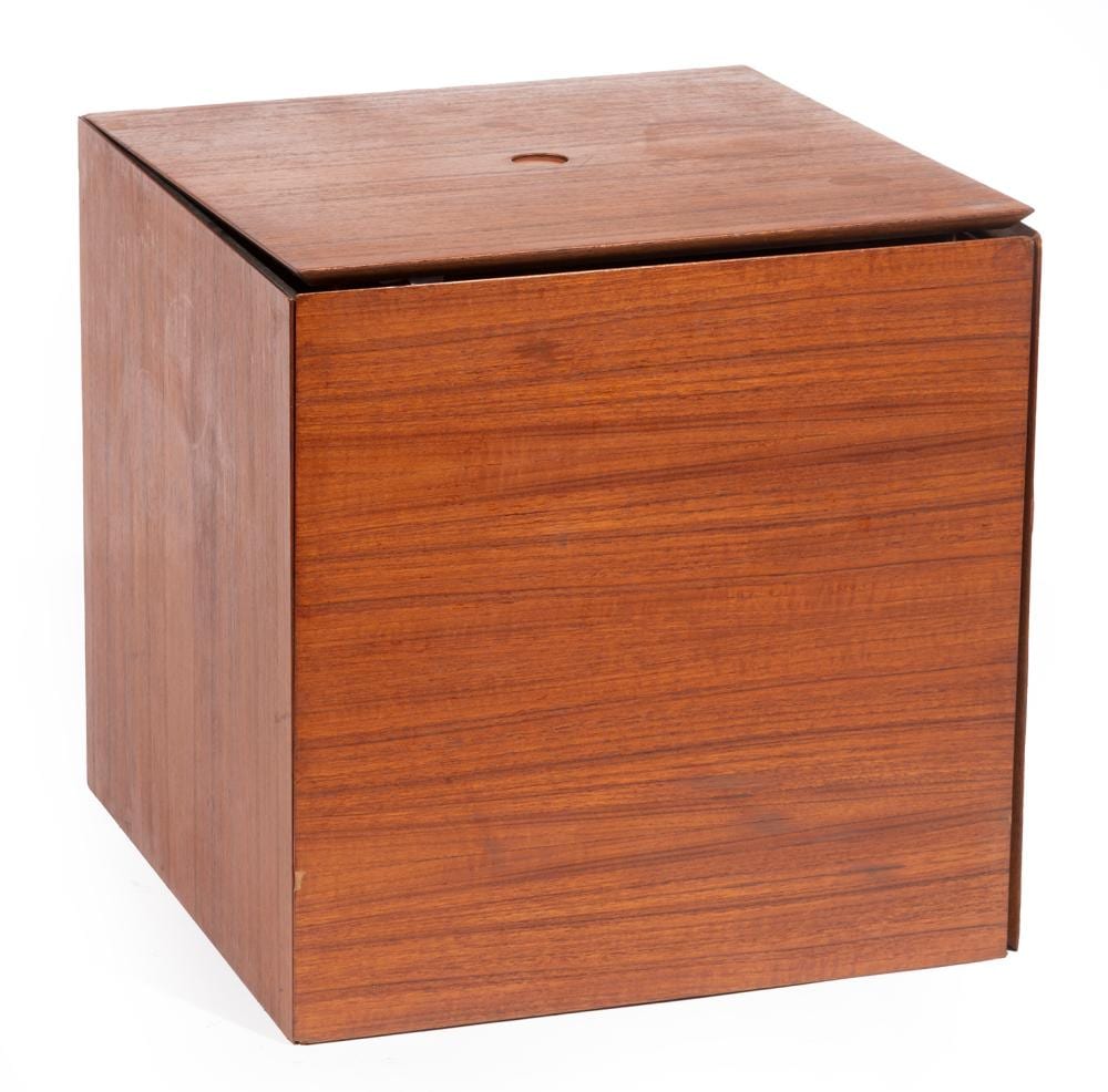 poul norreklit e pederson son nesting tables · Neal Auction Company · 2023-12-07 Poul Norreklit comparable auction result: poul norreklit e pederson son nesting tables