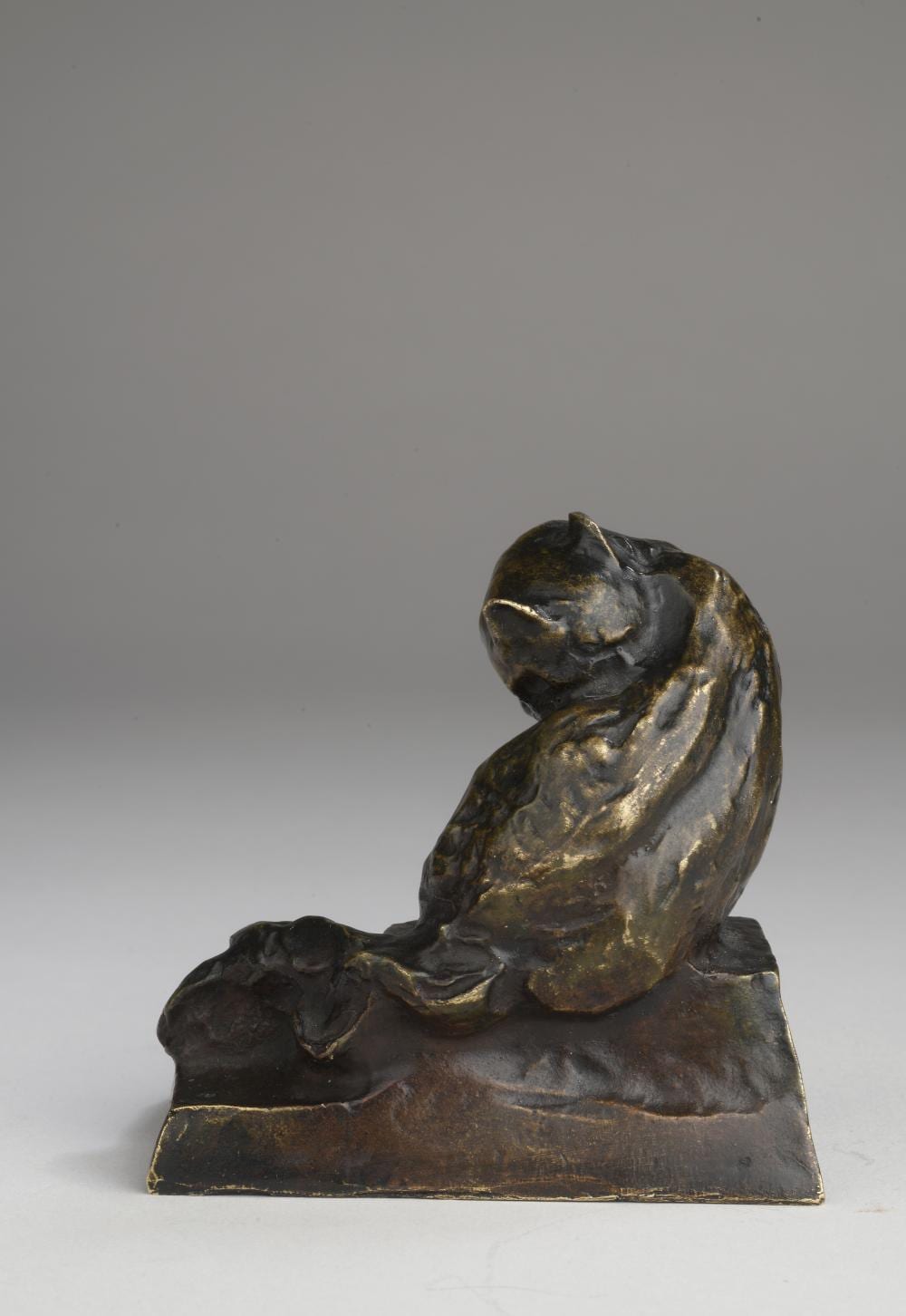 Gustave Guetant comparable auction result: gustave gu tant 1873 1953 chat la toilette