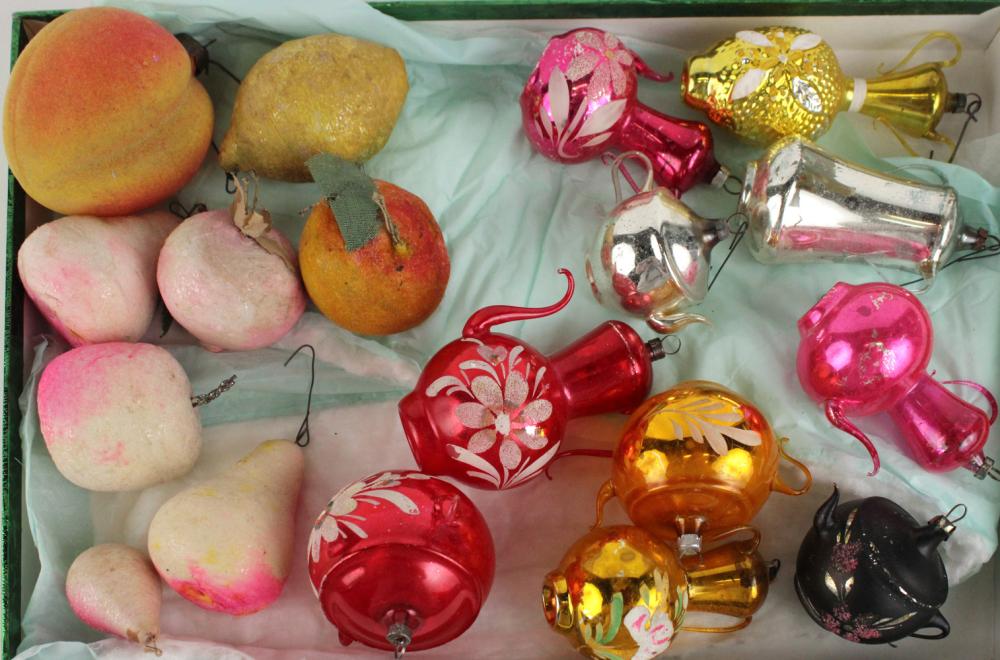 Vintage Teapot & Amphora Form Christmas Ornaments sold by Nye & Company, lot 712 — auction record photograph