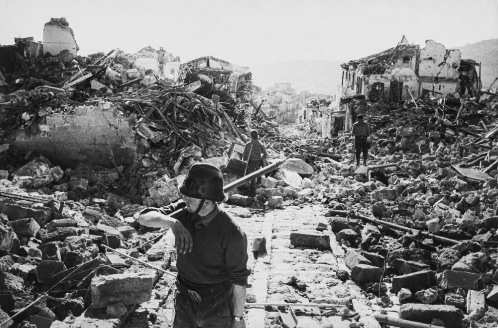Philip Jones Griffiths comparable auction result: philip jones griffiths 1936 2008 vietnam 1968