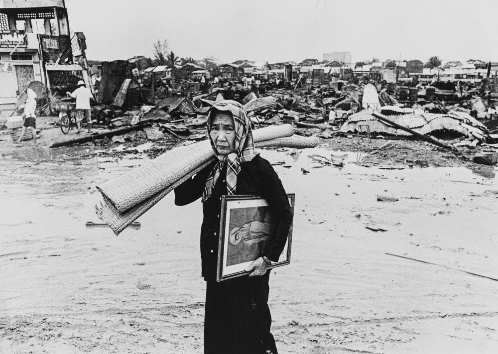 Philip Jones Griffiths comparable auction result: philip jones griffiths 1936 2008 saigon 1968