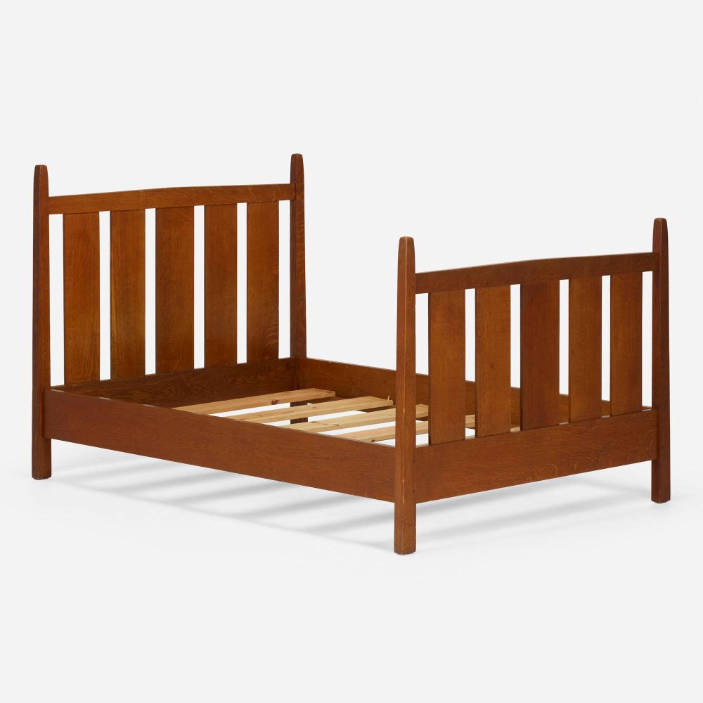 Gustav Stickley, Full-sized bed frame, model 923 sold by Toomey & Co. Auctioneers, lot 207 — auction record photograph