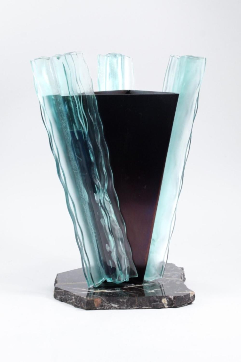 Nancy Mee comparable auction result: nancy mee wa fused glass vessel sculpture