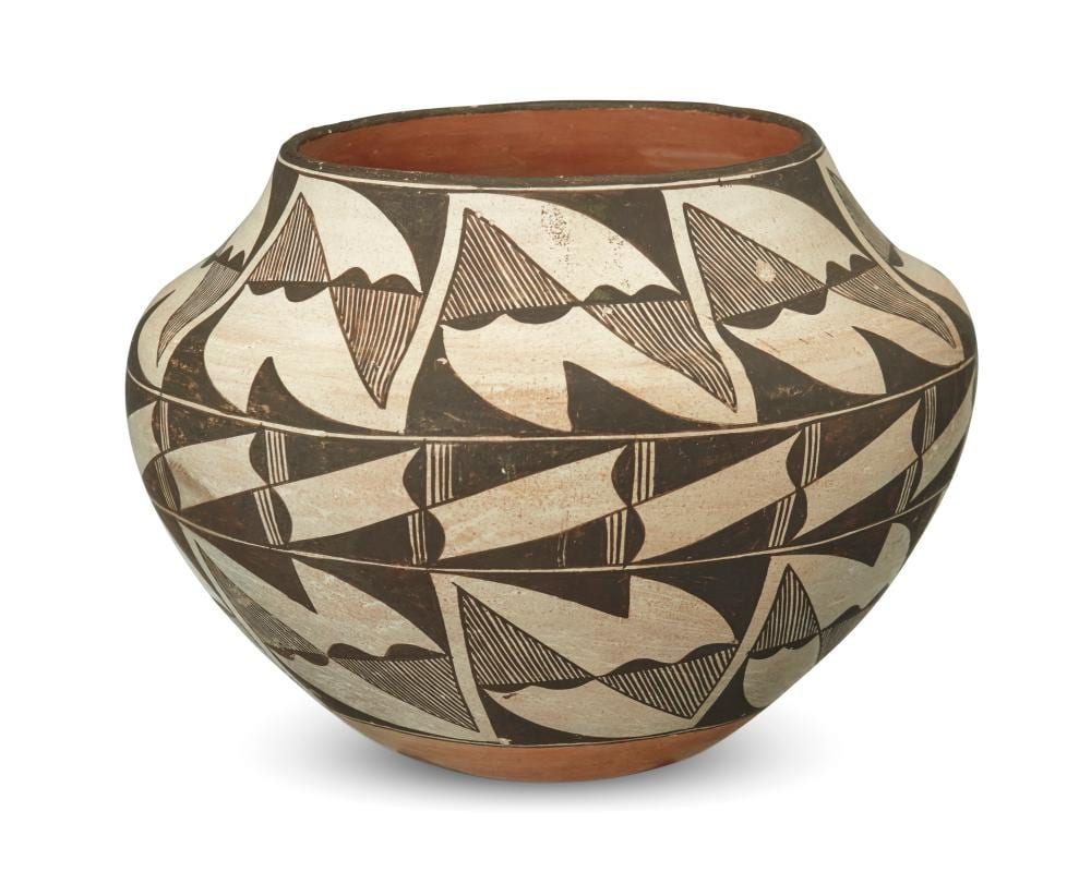 Marie Zieu Chino comparable auction result: marie zieu chino 1907 1982 acoma pueblo a polychrome pottery olla mid 20th century