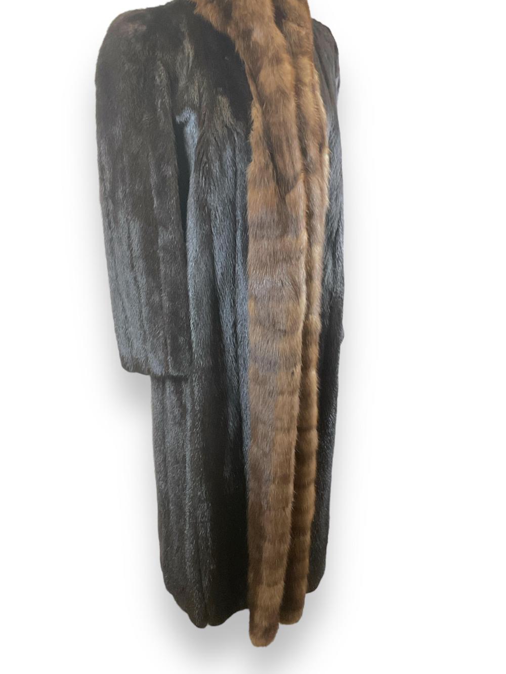 Full Length Mink Coat Labeled “Jerome Wolk Jr. Furs” sold by Apple Tree Auction Center, lot 2091 — auction record photograph