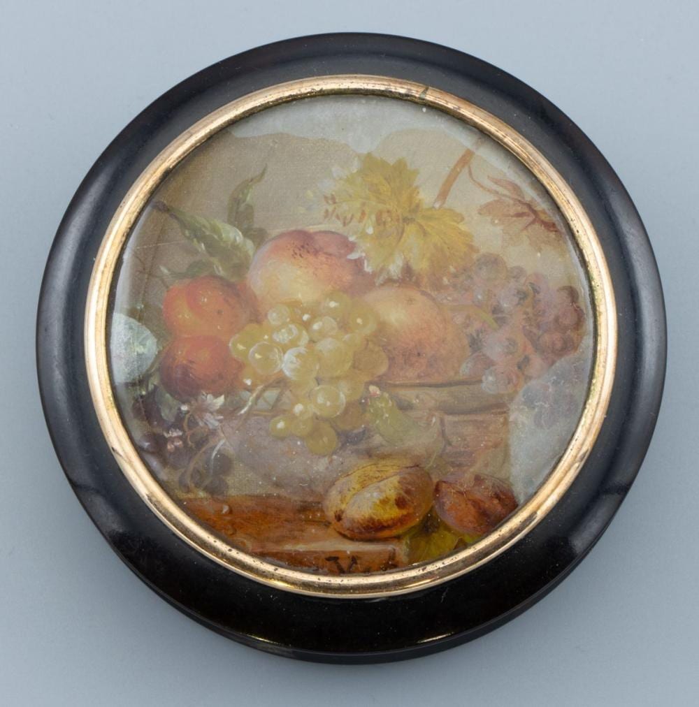 Willem van Leen comparable auction result: willem van leen 1753 1825 een dekseldoosje met 2 miniatuur bloemstillevens