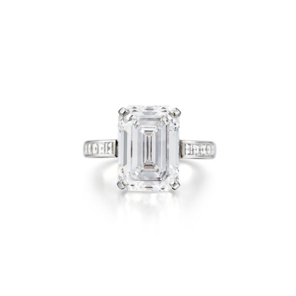 Diamond Ring | 蒂芙尼戒托 | 8.88克拉 長方形 D色 全美無暇 Type IIa 鑽石 戒指 comparable sale